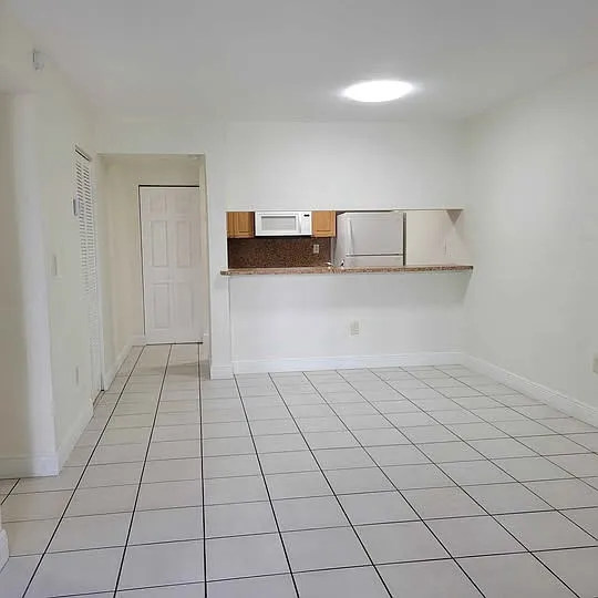 18280 Mediterranean Blvd #401 — Photo 9