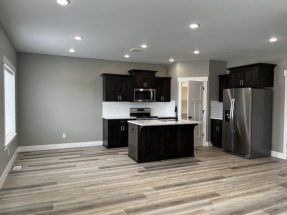 3903Judy (13)_11122024