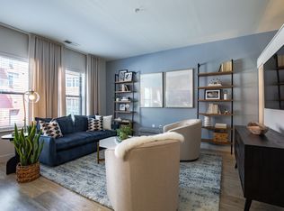 19Nineteen, Arlington, VA 22201