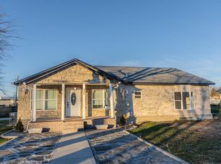 521 E New Ave, Monterey, TN 38574