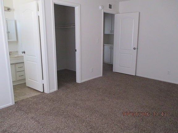 5th image of 815 Langhorn St