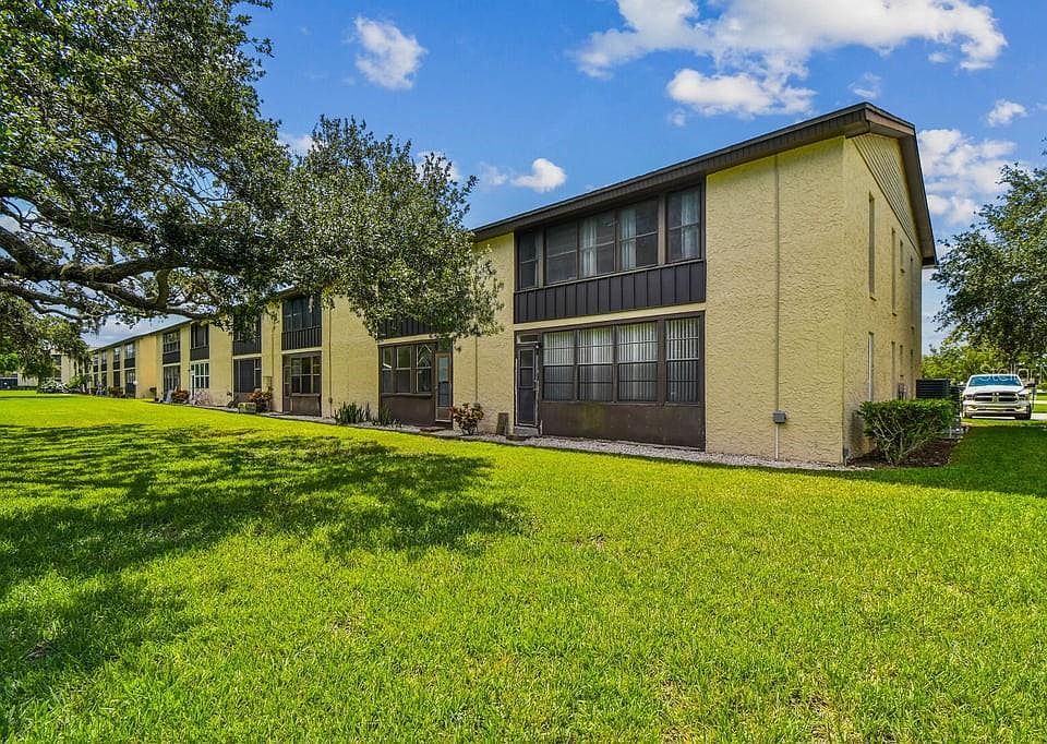 1st image of 4829 ONYX LANE #101