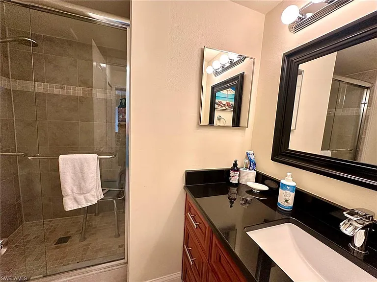 788 Park Shore Dr #D20 — Photo 17