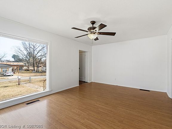 5th image of 1511 N 39th St