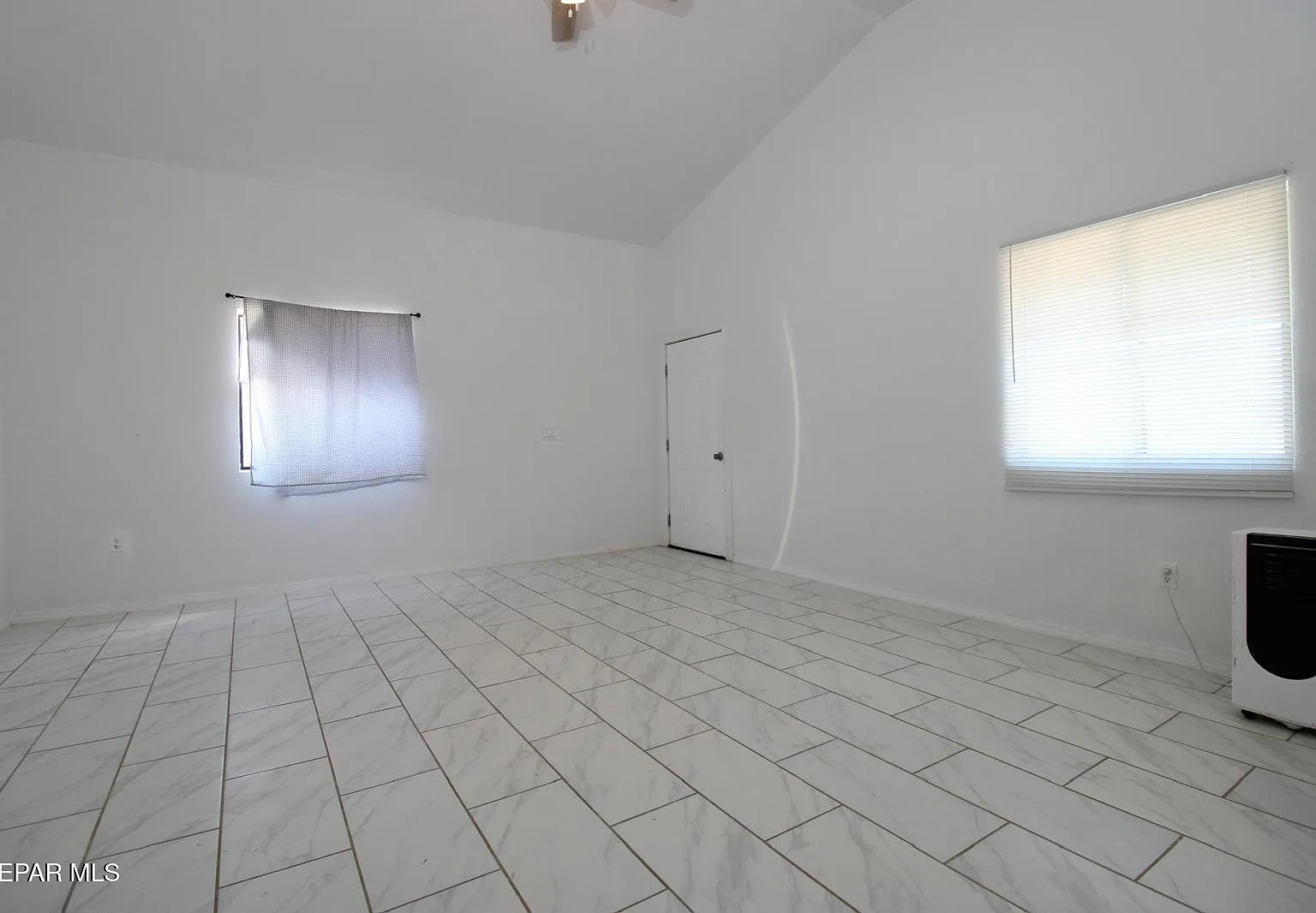 1 bed, 600 sqft, $700 — Photo 3