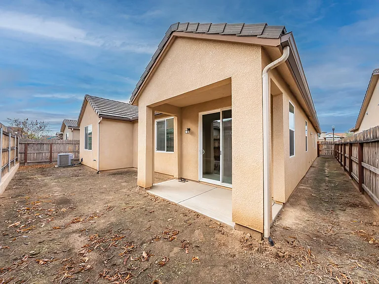 3555 Encino Ave — Photo 38
