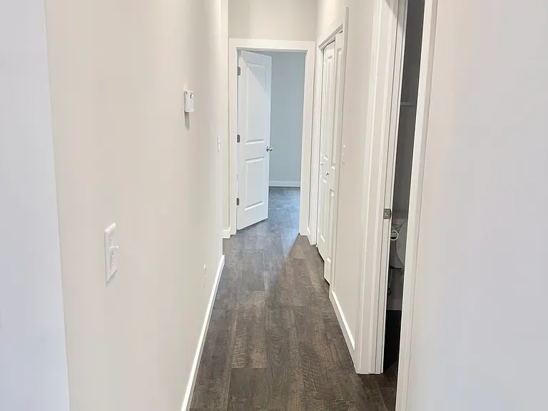 1426 N Azena St — Photo 2
