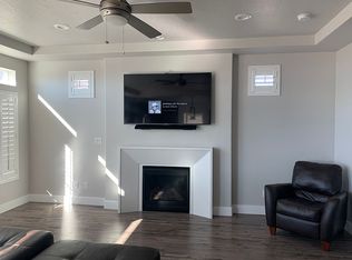 5207 N Fairleigh St, Heber, UT 84032