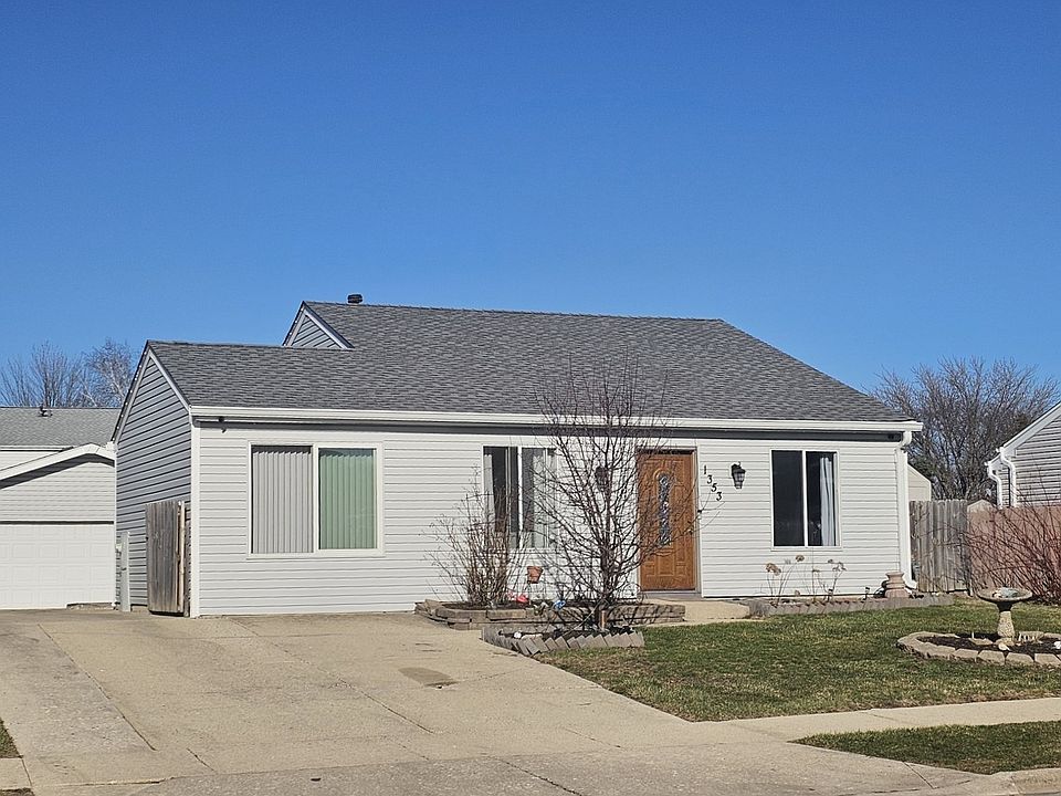 1st image of 1353 Spring Valley Dr