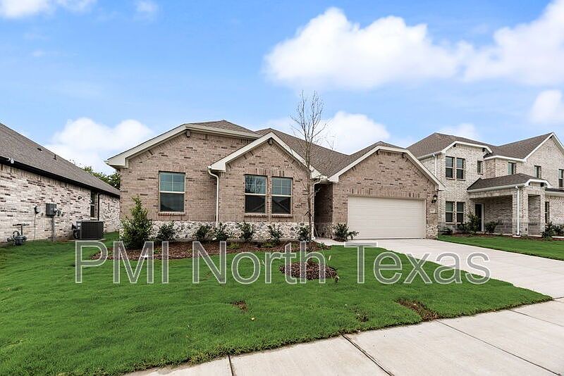 1st image of 1404 Winters Way