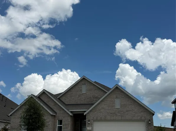 2519 Pine Bluff Dr, Rosenberg, TX 77469