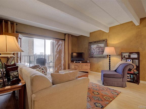 5th image of 1433 N Williams St APT 902