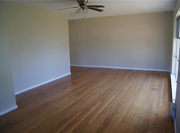 5th image of 2001 William Brewster Dr