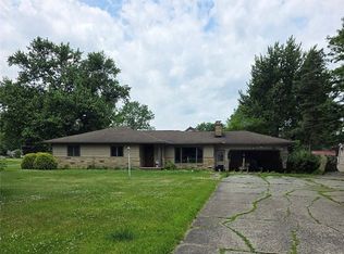 1130 Gulf Rd, Elyria, OH 44035