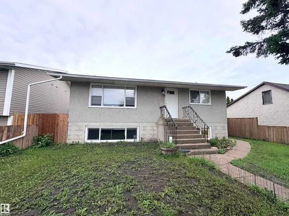 4704 51st Ave, Bonnyville, AB T9N 1A8