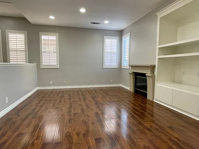2884 Capella Way — Photo 7
