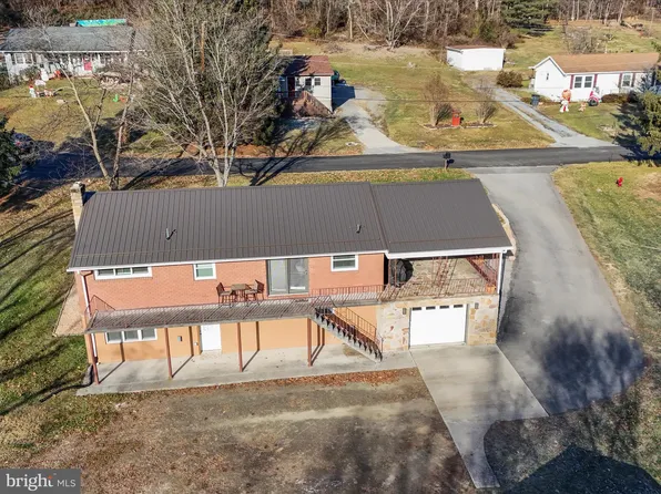 13530 Poppy St, Cumberland, MD 21502