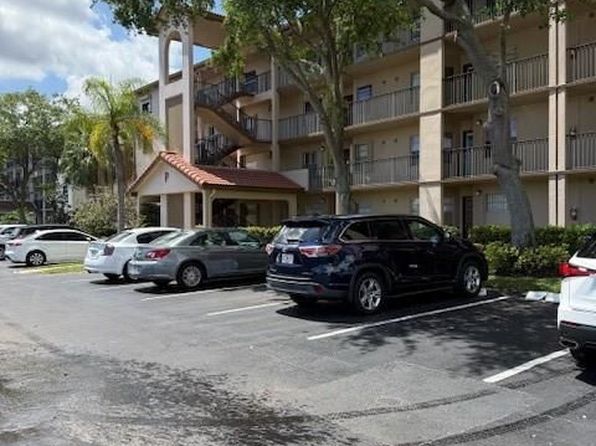 1300 SW 124th Ter UNIT 410, Pembroke Pines, FL 33027