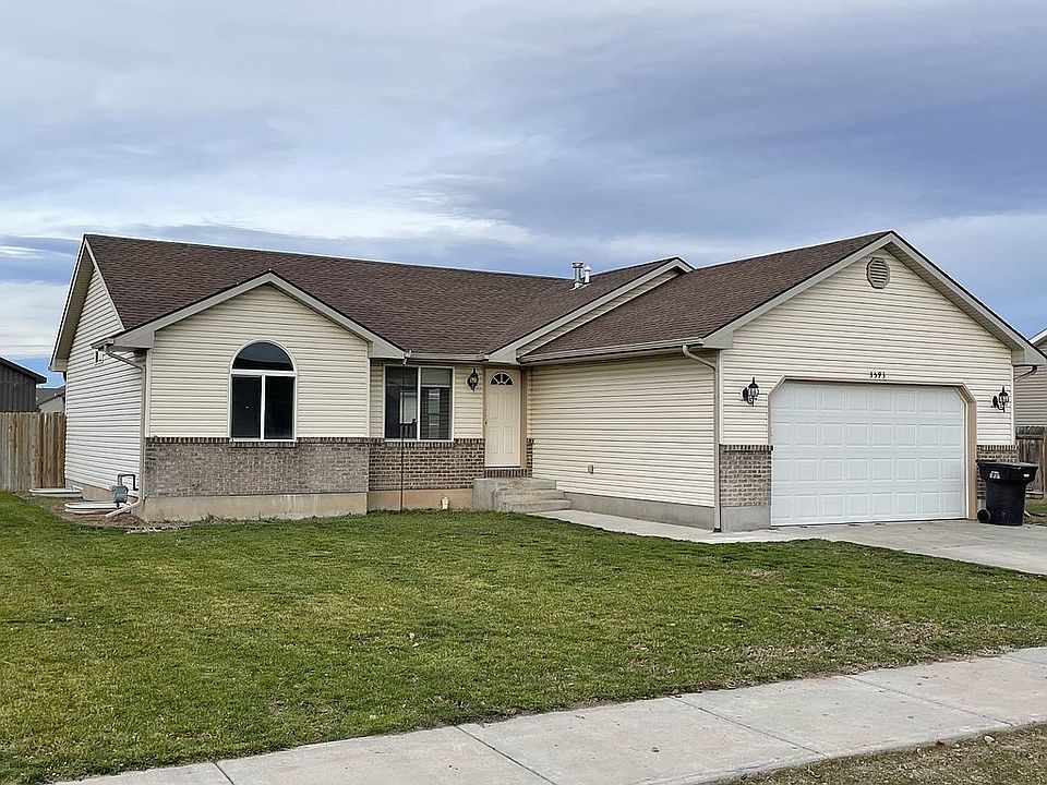 1st image of 3593 E Hyrum Dr