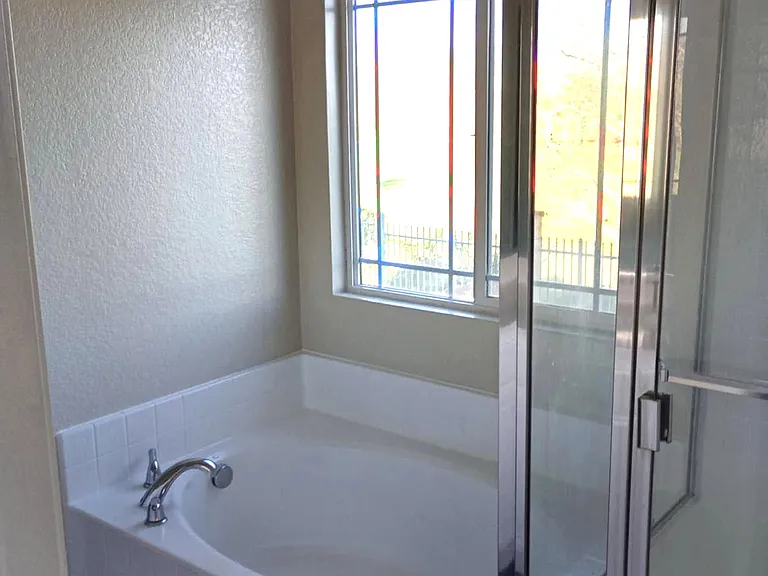 6263 Long Cove Dr — Photo 17