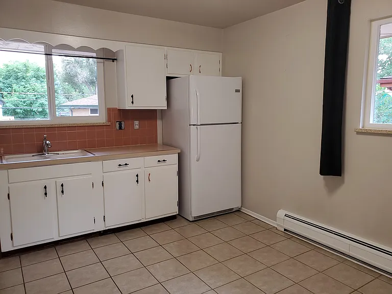 1162 W Ida Ave #B — Photo 24
