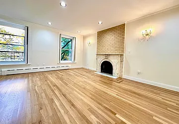 Rented by R New York