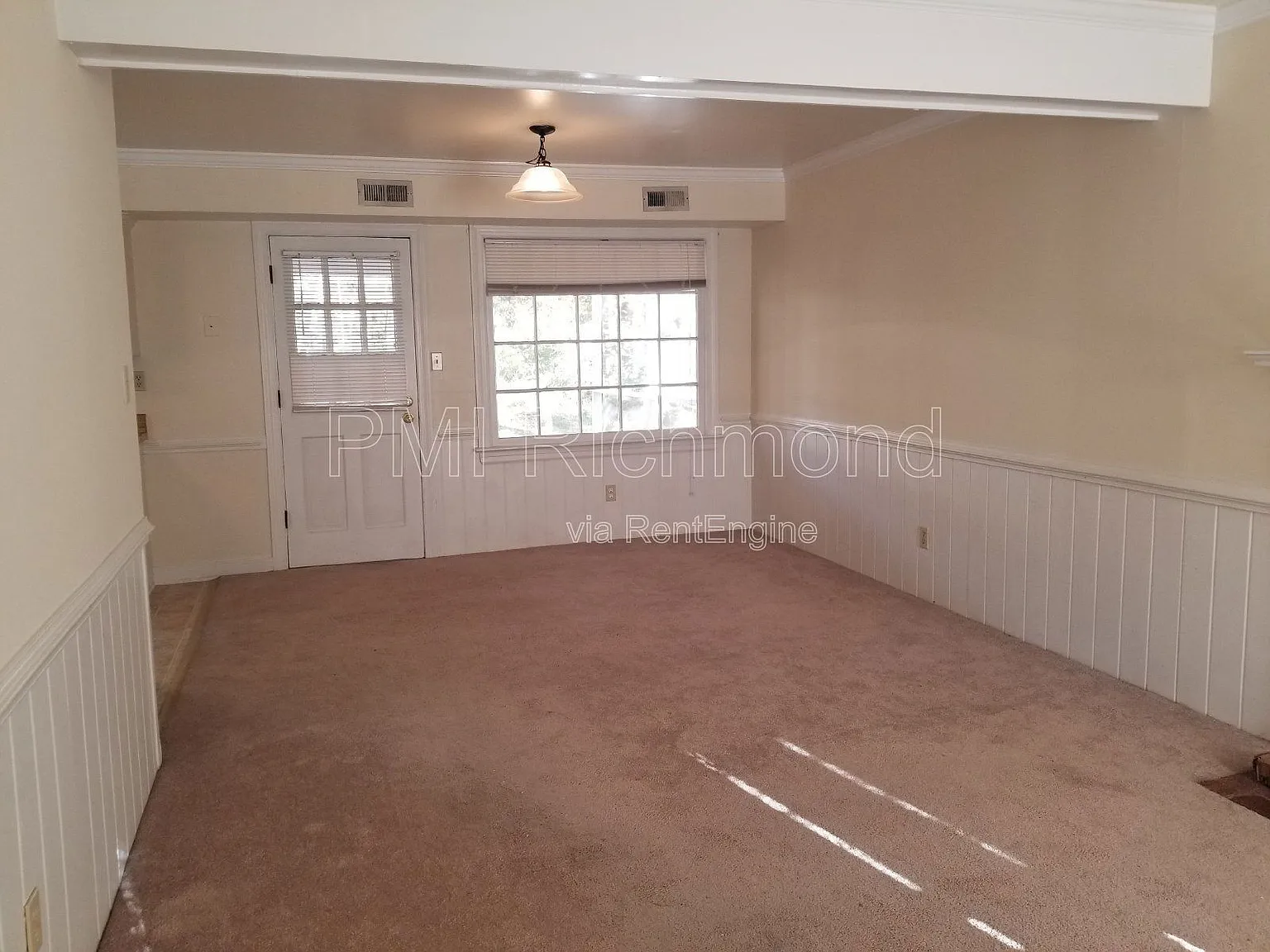 3 bed, 2.5 bath, 1416 sqft, $1,995 — Photo 3