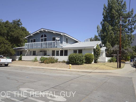 2nd image of 220 E Oak St APT 2