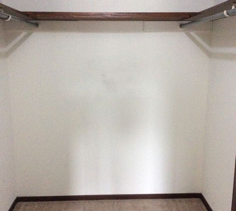 2nd image of 2045 Meadow Ln APT 6