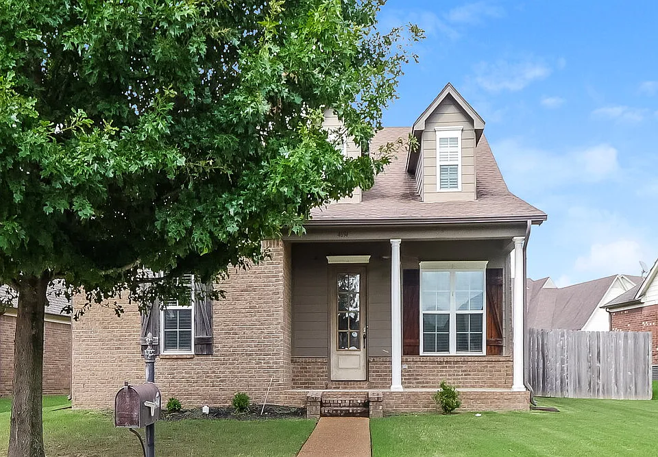 4694 W Dublin