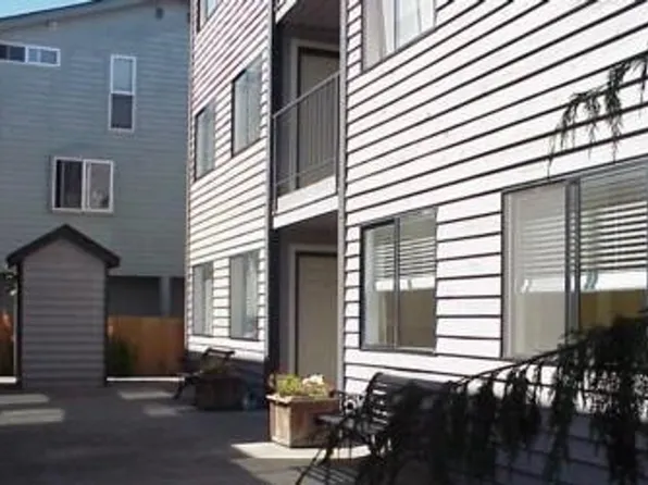 734 N 94th St Building B, Seattle, WA 98103