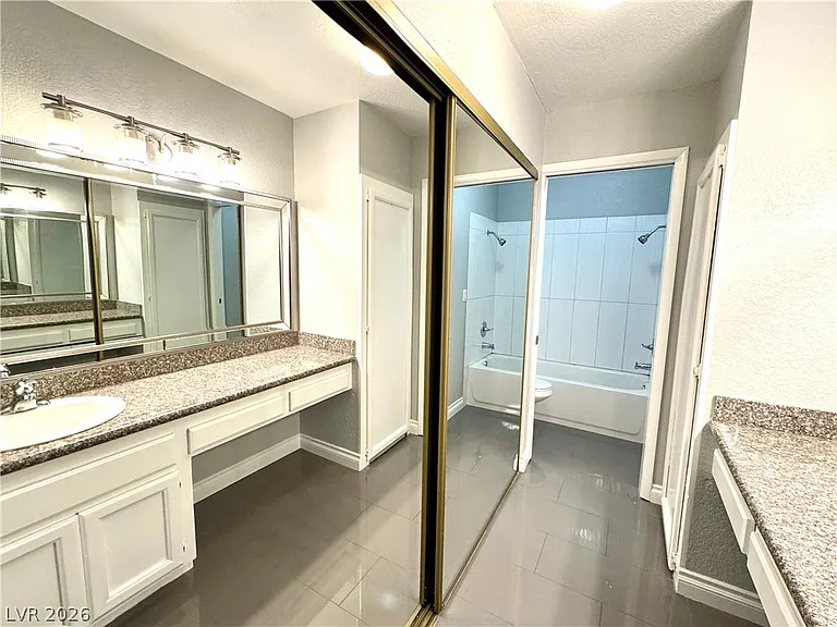 6250 W Flamingo Rd #48 — Photo 16