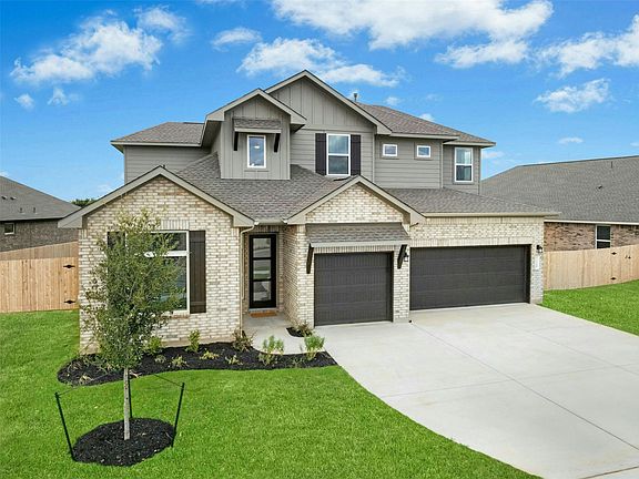 3rd image of 1210 Silver Falls Dr