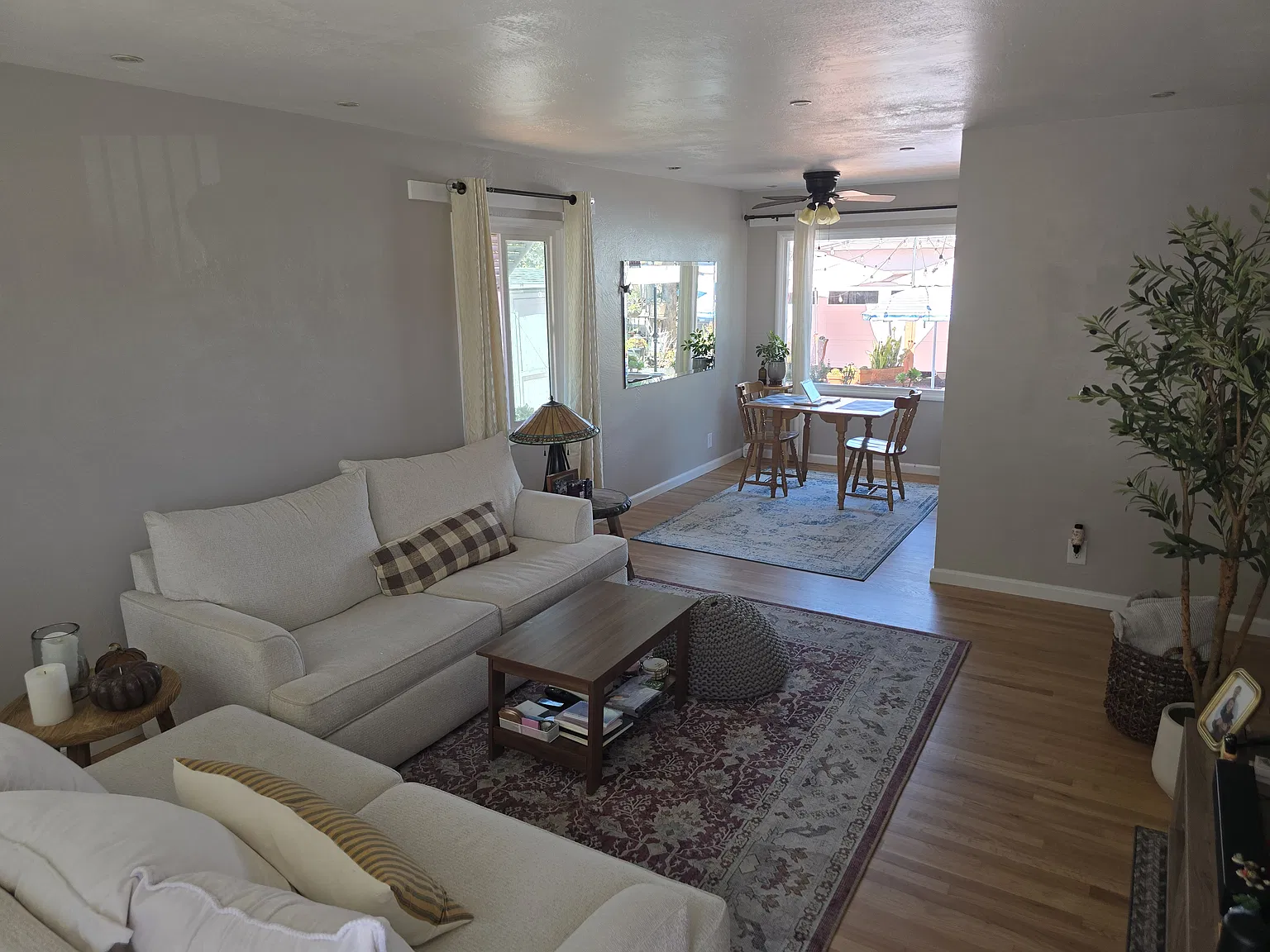 3 bed, 1040 sqft, $3,750 — Photo 2