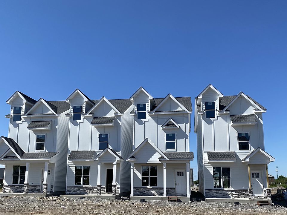 1st image of 213 Carlton Ln