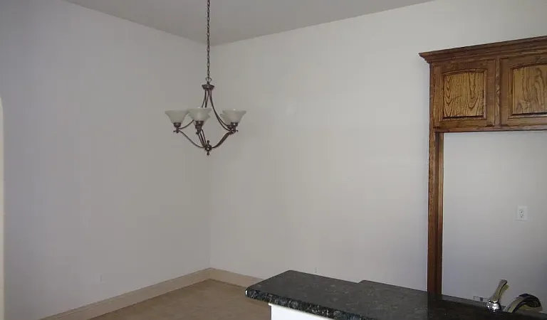 6783 San Fernando — Photo 1