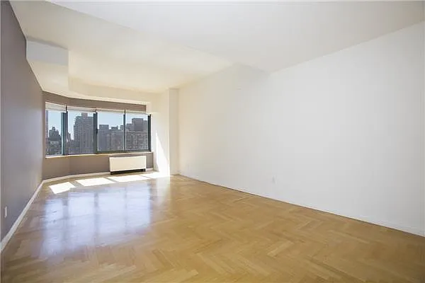 Rented by Sumitomo Real Estate Sales | media 8