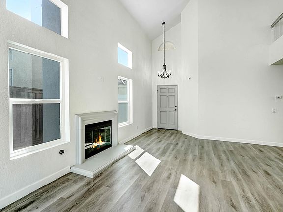 4th image of 11943 Savona Dr