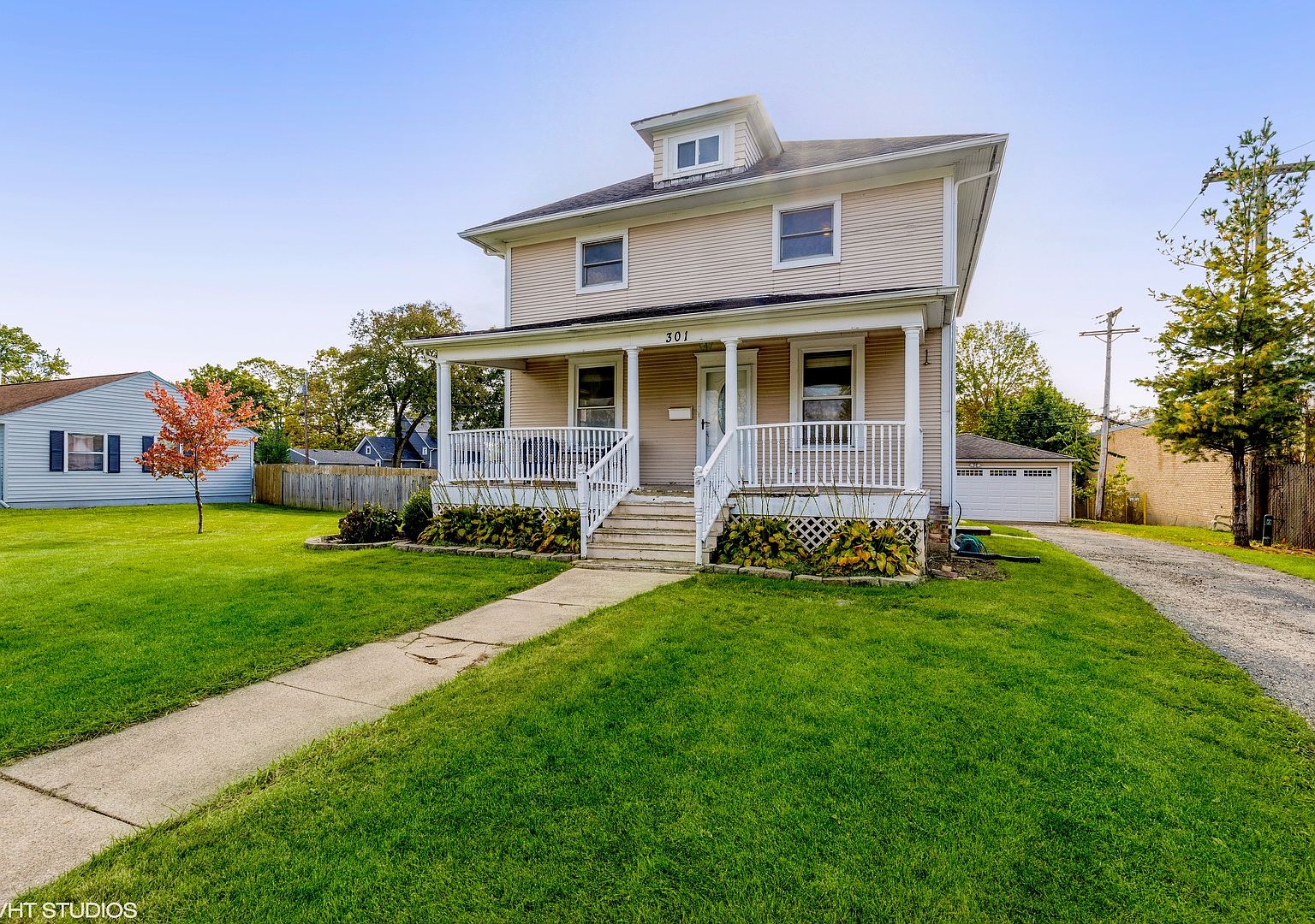 301 E Edwards Ave, Dundee, IL 60118 Zillow