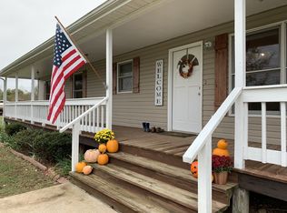 3260 Mobley Ridge Rd, Duck River, TN 38454