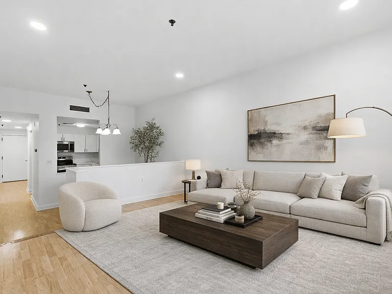 30 Monument Sq #101 — Photo 3