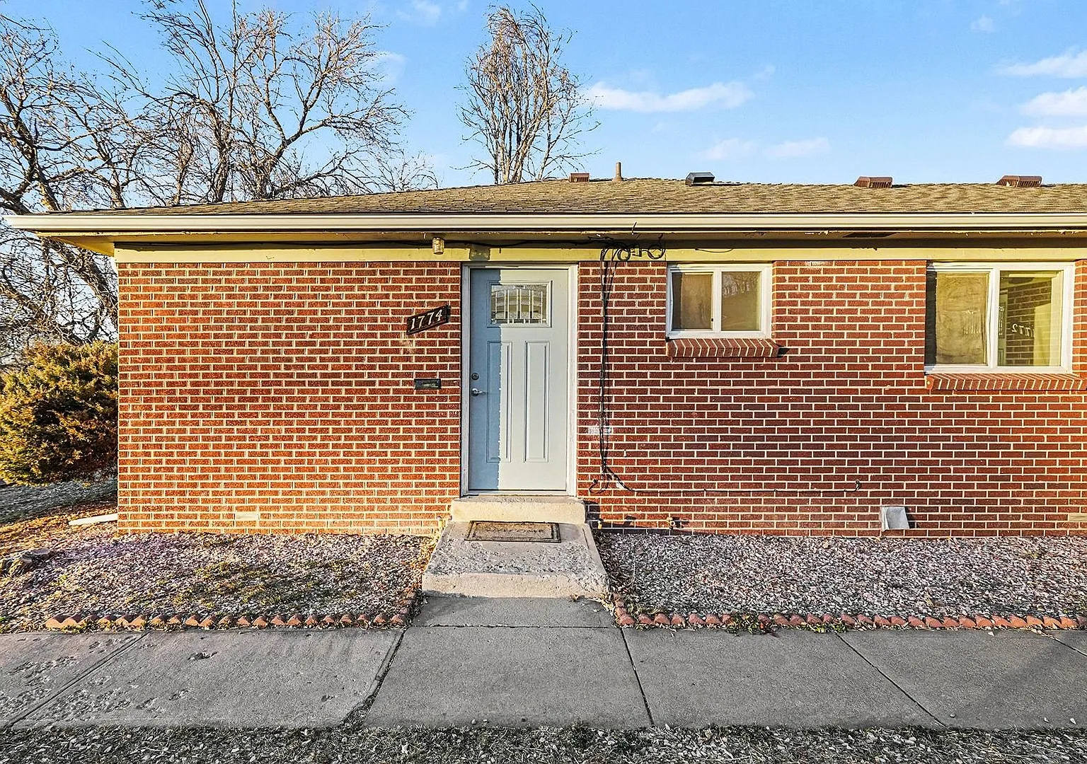 Conveniently Located 2BR with Large Yard — Photo 3