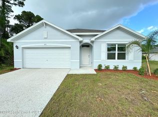 435 Oakleaf St SW, Palm Bay, FL 32908