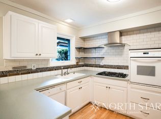 1228 Cedar St, Lake Oswego, OR 97034