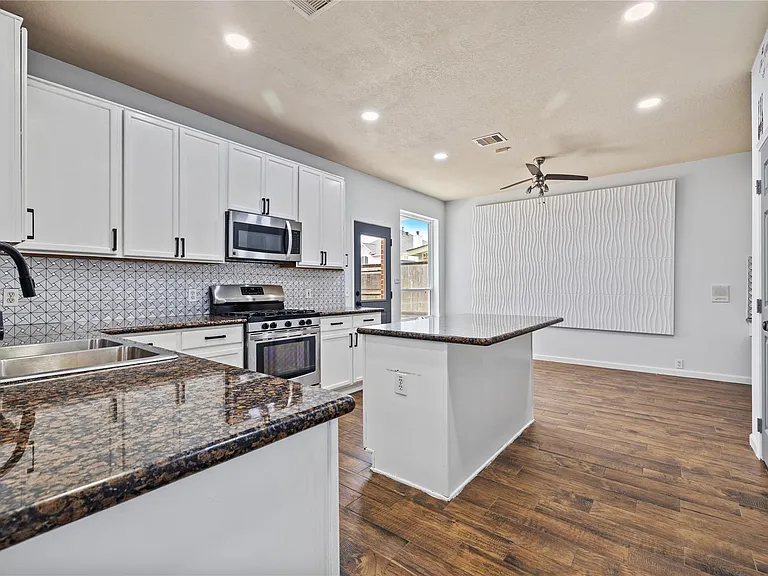 4803 Windcross Ct — Photo 13
