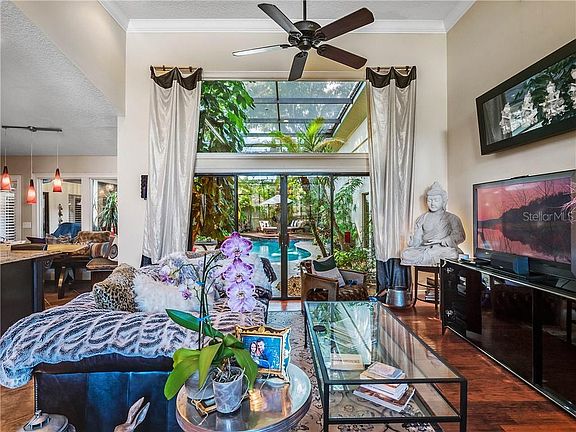 5th image of 9247 Hidden Bay Ln