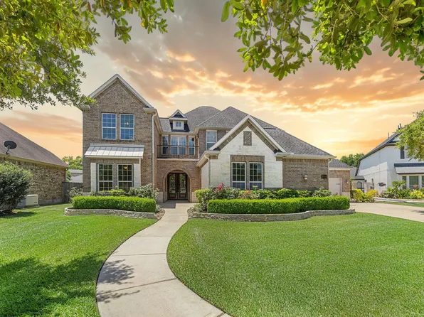 32210 Waterford Crest Ln, Weston Lakes, TX 77441