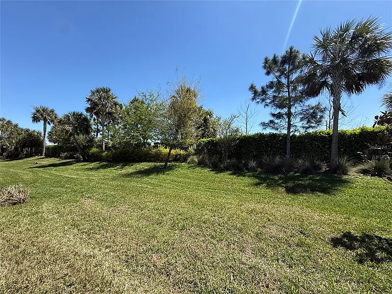 3060 Mountain Spruce Ter — Photo 44