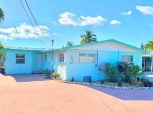 581 8th St, Key Colony Beach, FL 33051