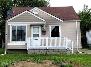 22344 Firwood Ave, Eastpointe, MI 48021